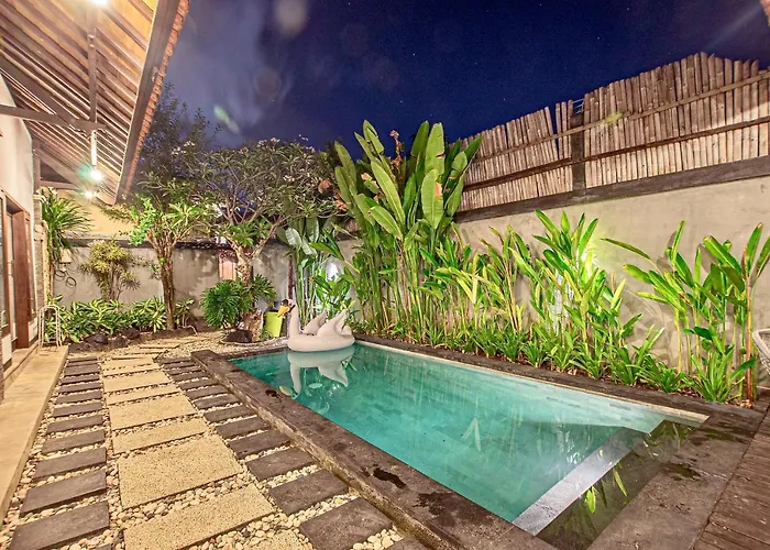 Seminyak Happy Villa *