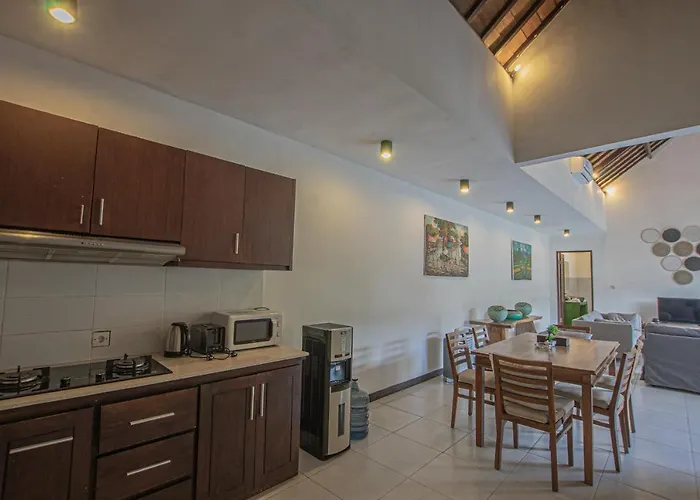 Seminyak Happy Villa Legian