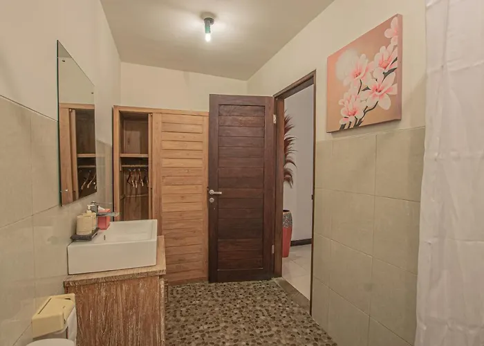 Seminyak Happy Villa Legian